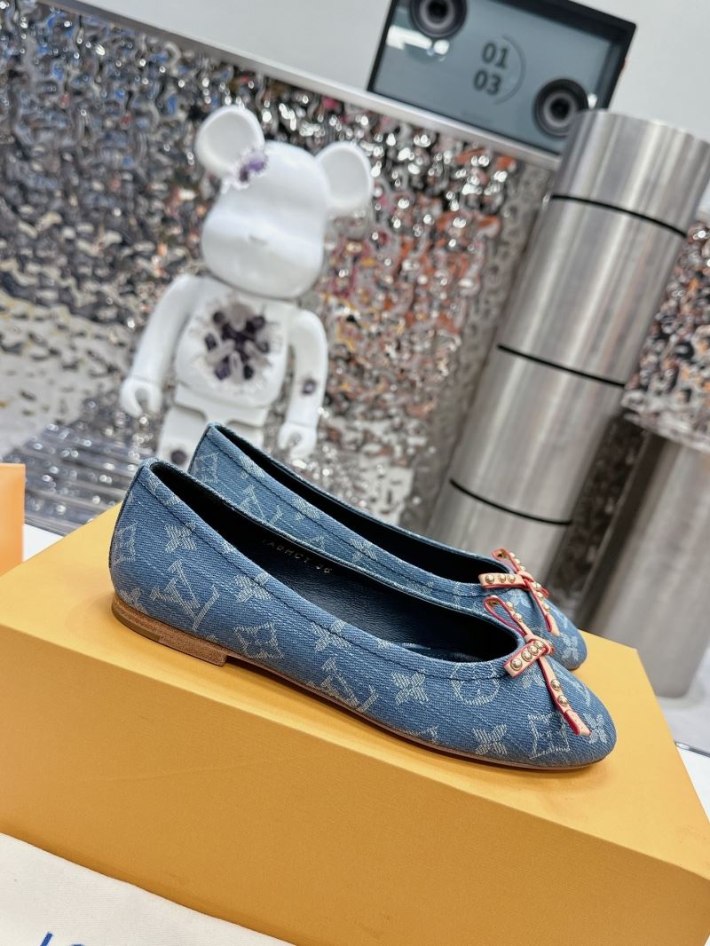 Louis Vuitton Flat Shoes